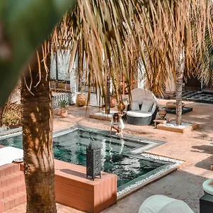 Riad Mayfez &